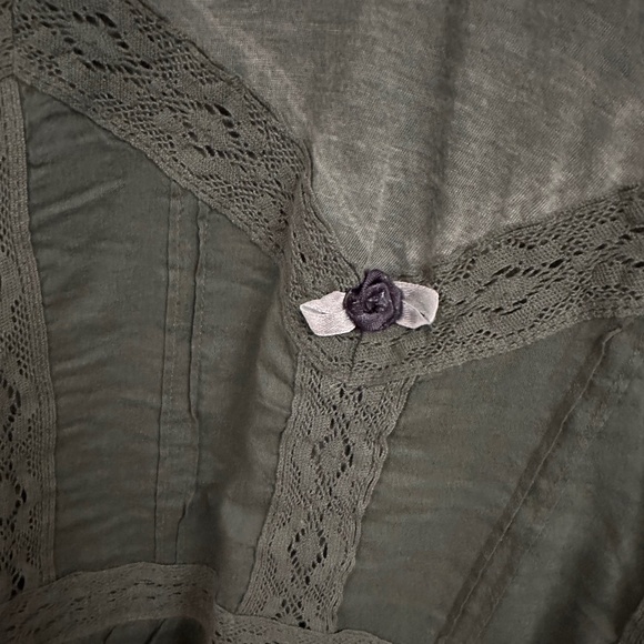 NWT Free People Fall In Love Lace Cropped Top, Washed Army, Large - Picture 5 of 6